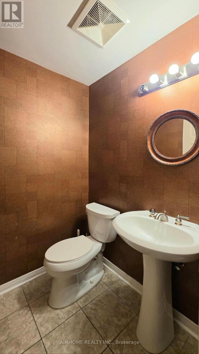 18 Brookshire Circle, Markham, ON - Indoor Photo Showing Bathroom