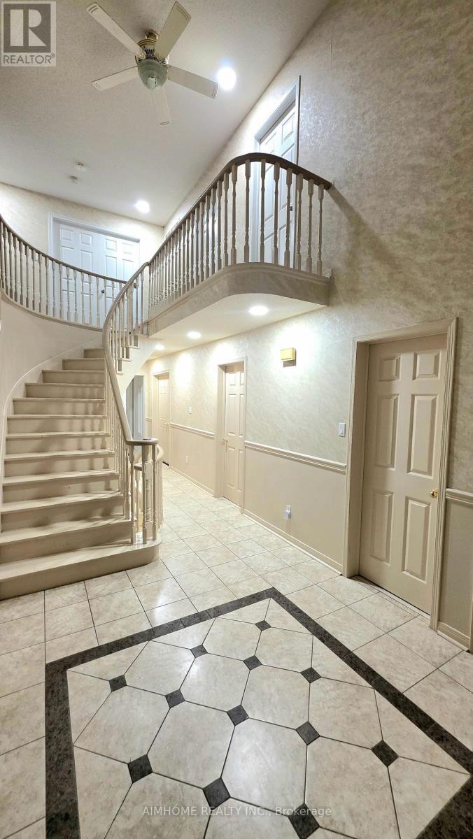 18 Brookshire Circle, Markham, ON - Indoor Photo Showing Other Room