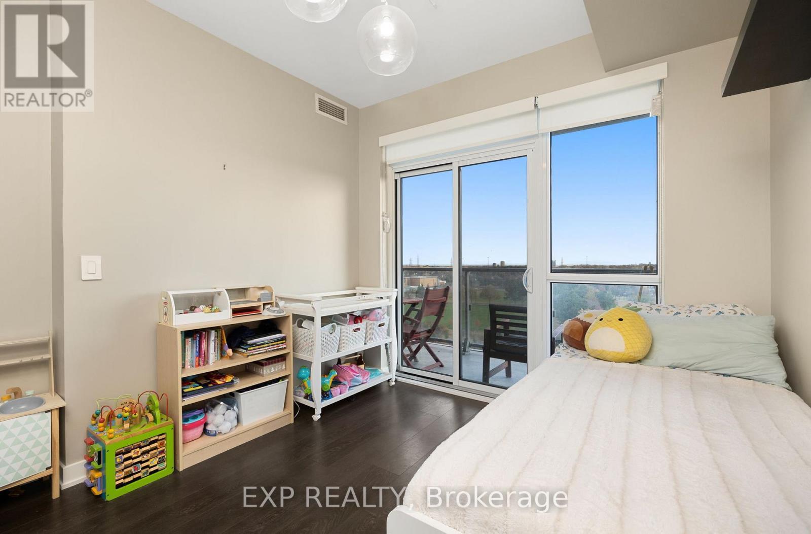 706 - 4655 Glen Erin Drive, Mississauga, ON - Indoor Photo Showing Bedroom