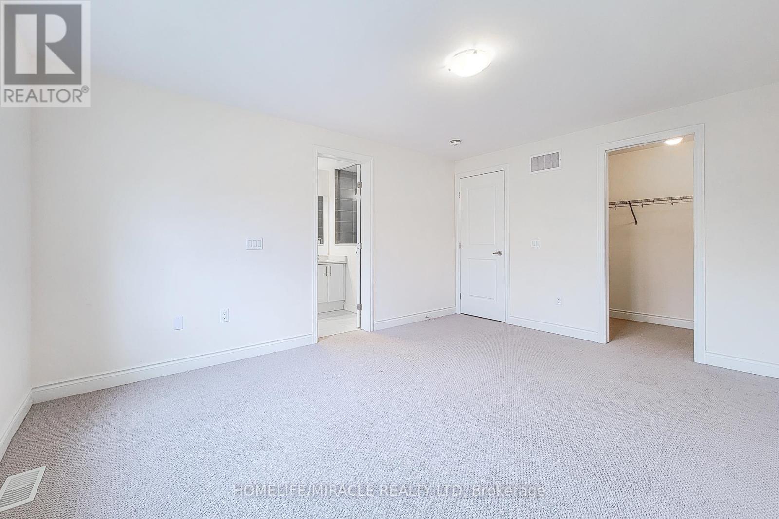 1101 Garner Road E, Hamilton, ON - Indoor Photo Showing Other Room