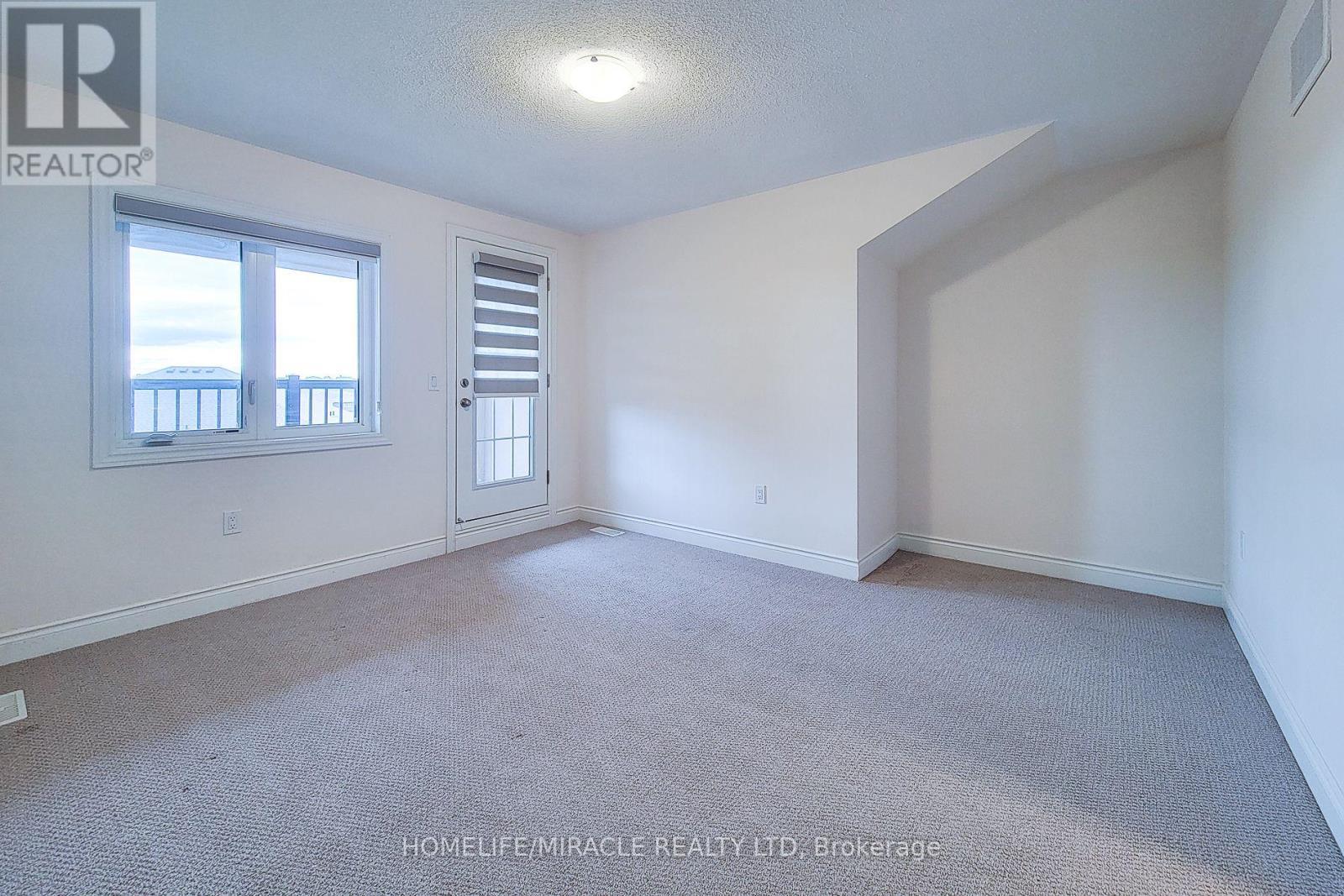 1101 Garner Road E, Hamilton, ON - Indoor Photo Showing Other Room