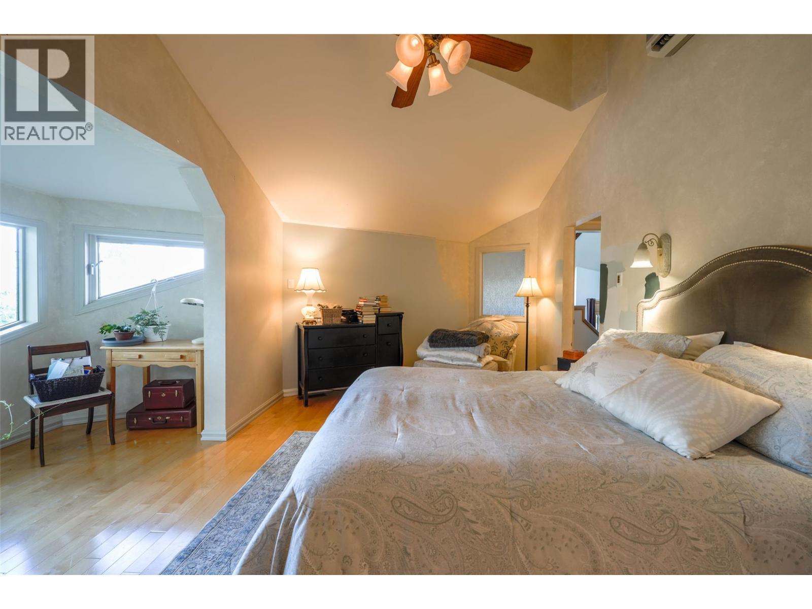 Primary Bedroom - 14038 Ponderosa Way, Coldstream, BC - Indoor Photo Showing Bedroom