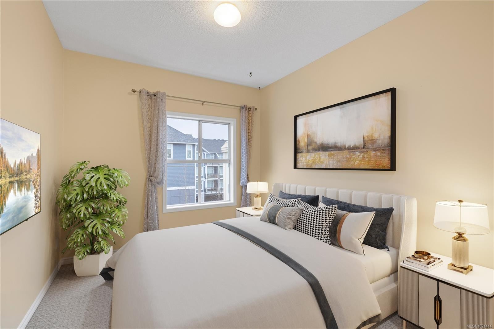 406-220 Island Hwy West, Parksville, BC - Indoor Photo Showing Bedroom