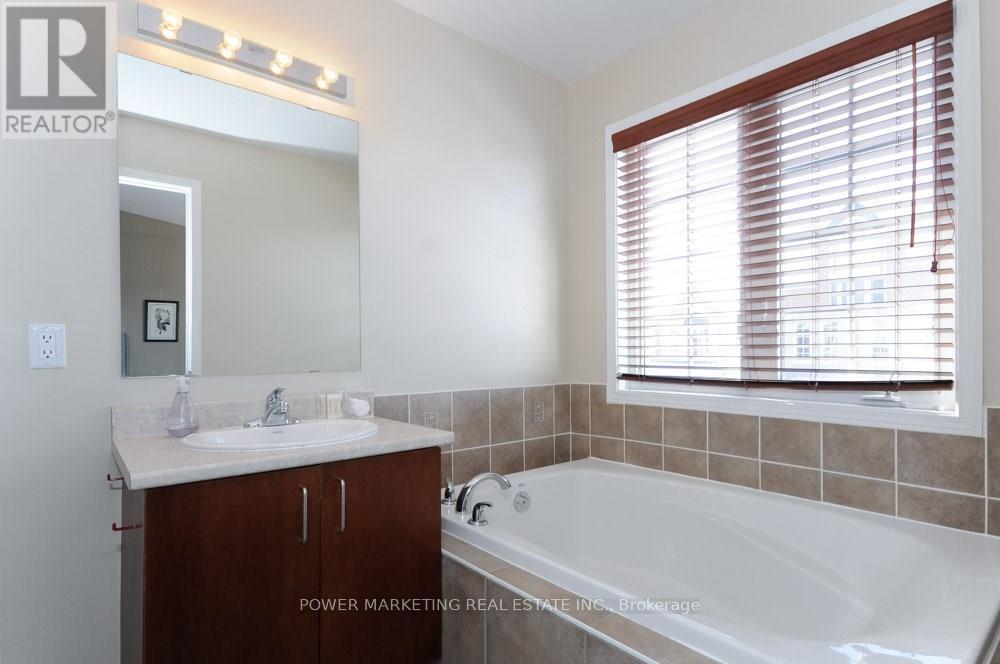 277 Freedom Private, Ottawa, ON - Indoor Photo Showing Bathroom