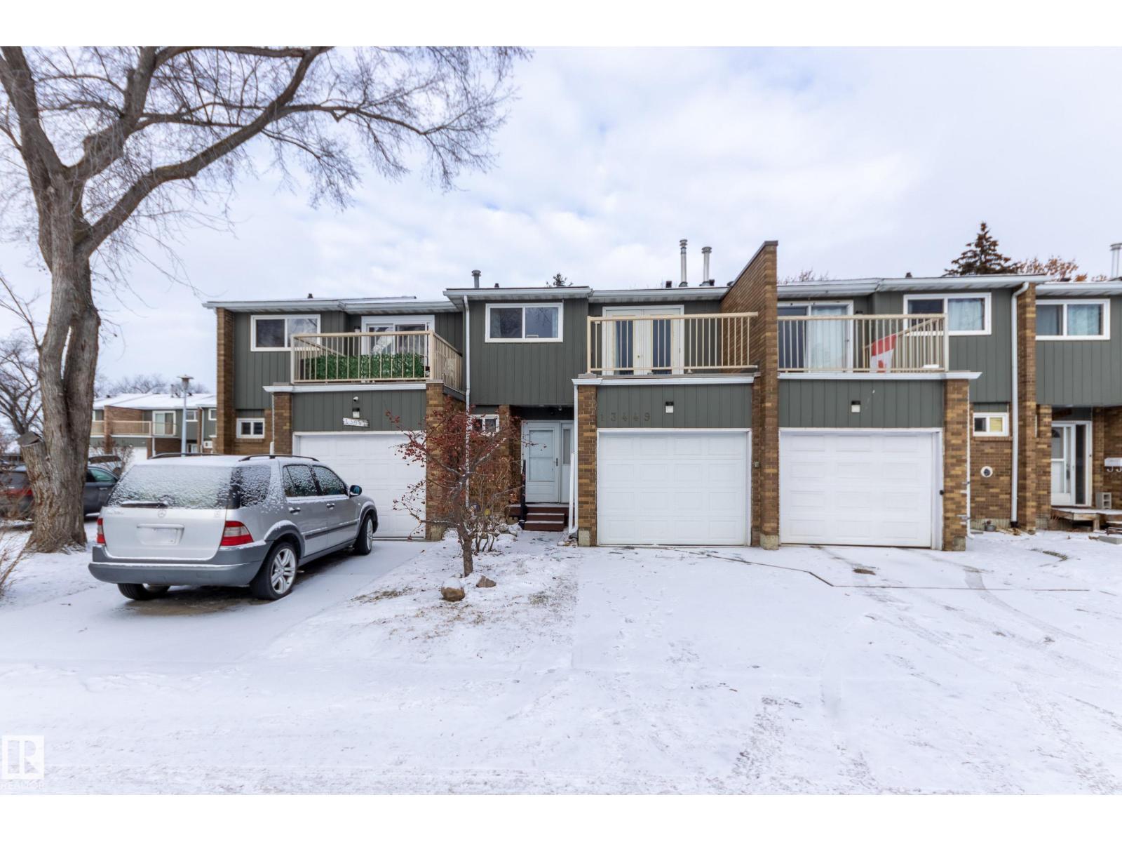 13449 40 St Nw, Edmonton, AB - Outdoor With Facade
