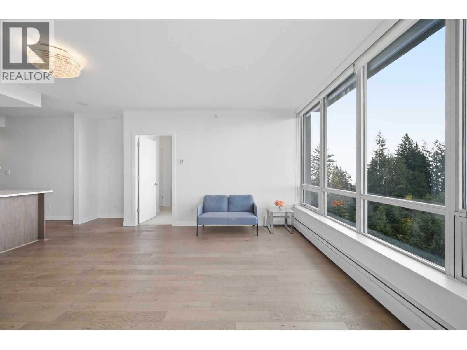 1103 9060 University Crescent, Burnaby, BC - Indoor