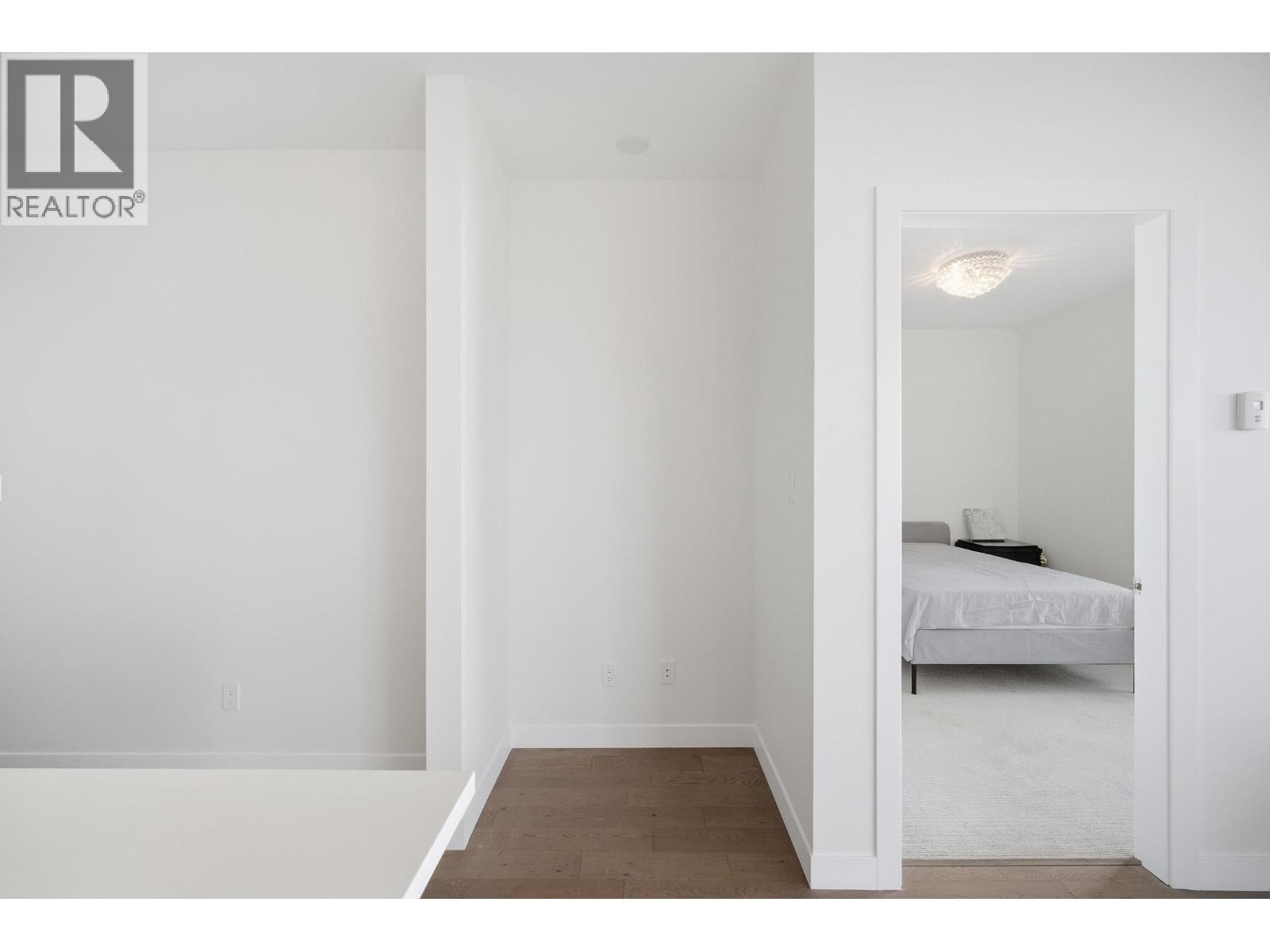 1103 9060 University Crescent, Burnaby, BC - Indoor Photo Showing Other Room