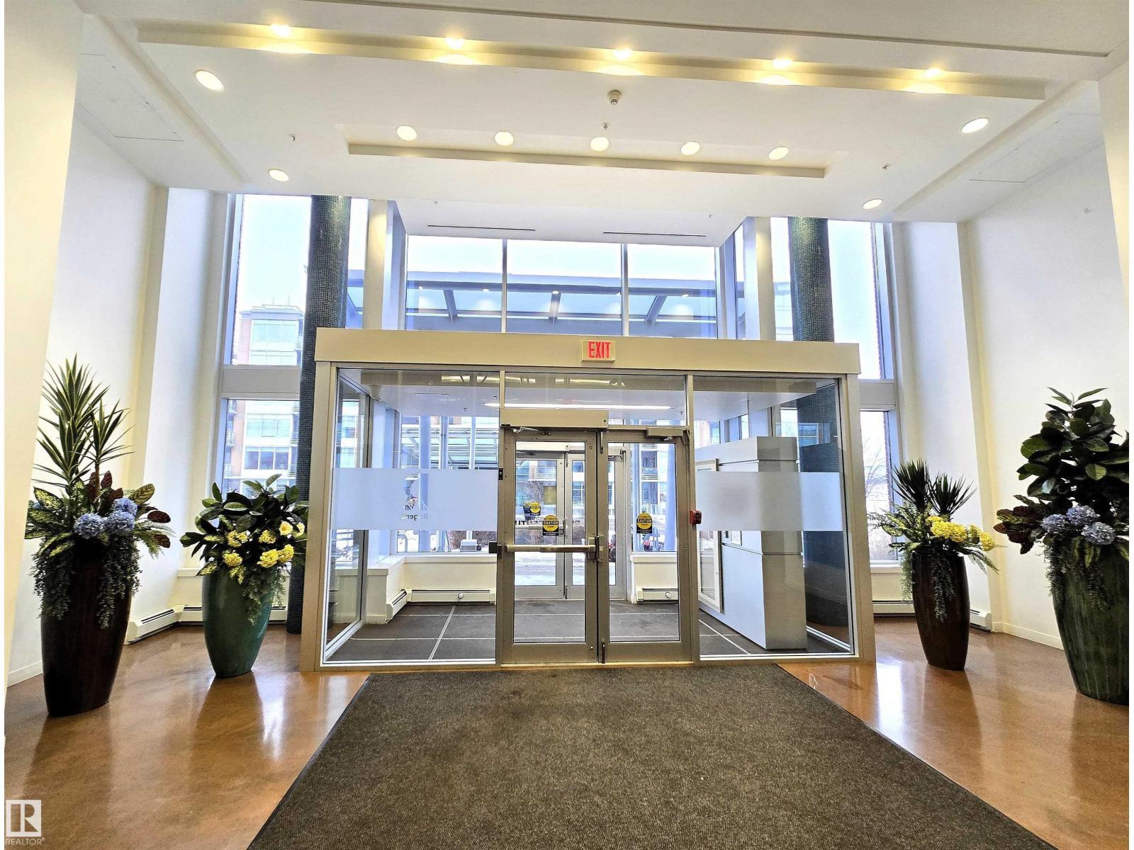 #606 2606 109 St Nw, Edmonton, AB - Indoor Photo Showing Other Room