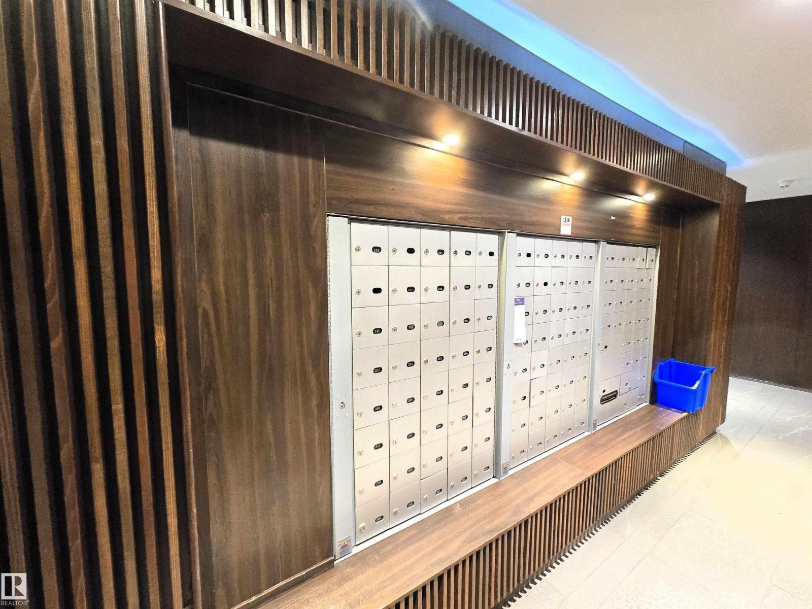 #606 2606 109 St Nw, Edmonton, AB - Indoor Photo Showing Other Room