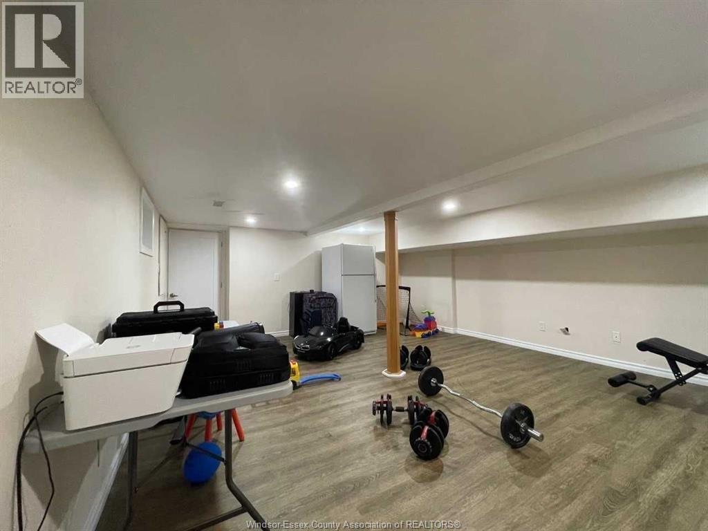 330 Elliott Avenue Unit# Lower, Windsor, ON - Indoor Photo Showing Other Room
