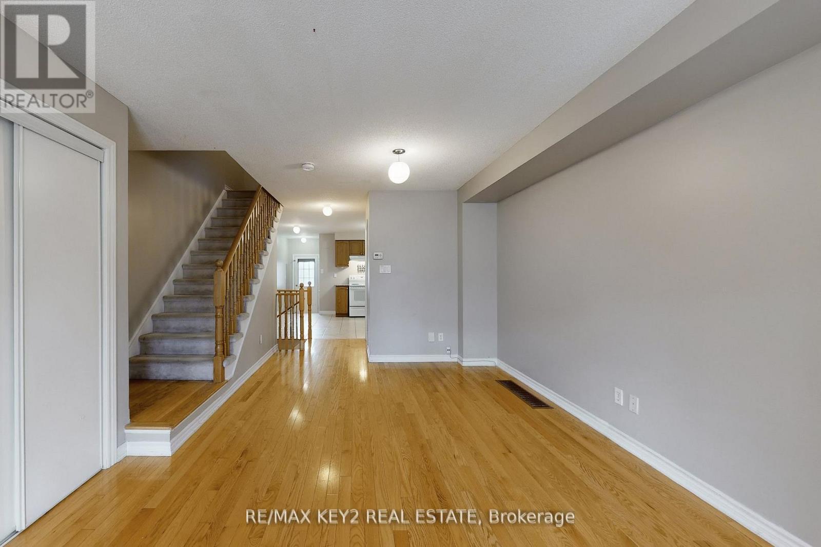 369 Caboto Trail, Markham, ON - Indoor Photo Showing Other Room