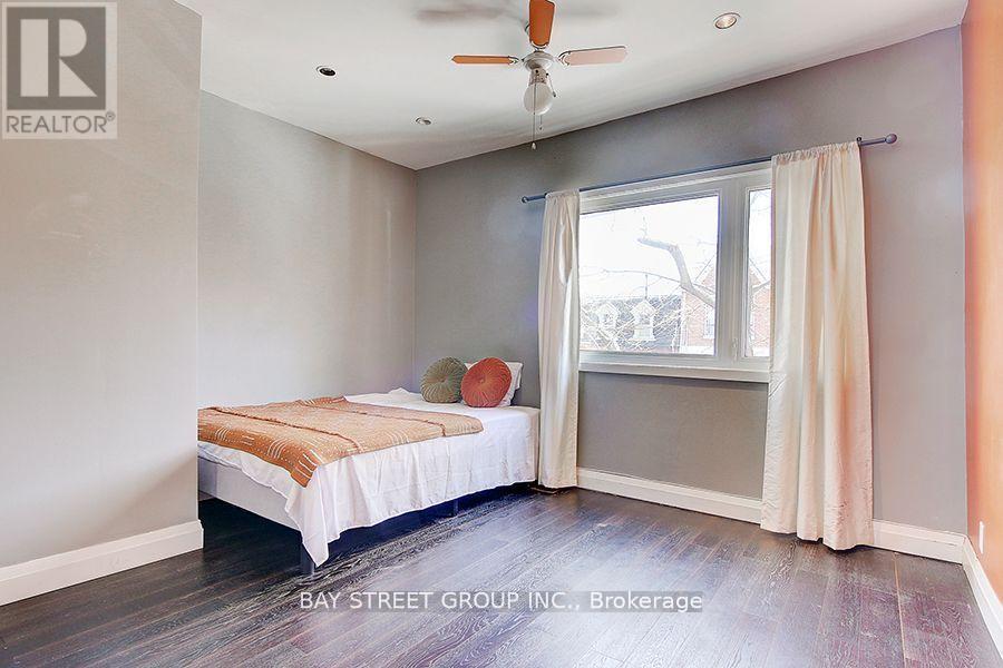 105 Massey Street, Toronto, ON - Indoor Photo Showing Bedroom