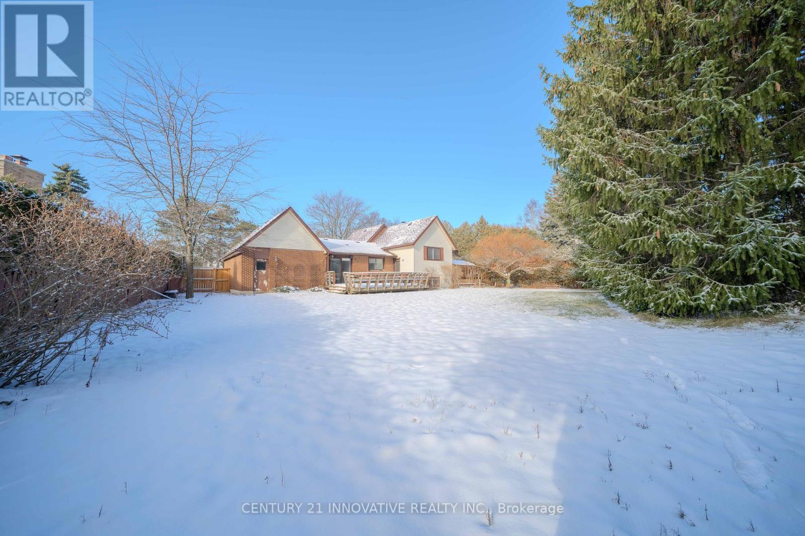 1135 Lobelia Court, Oshawa, ON - Outdoor