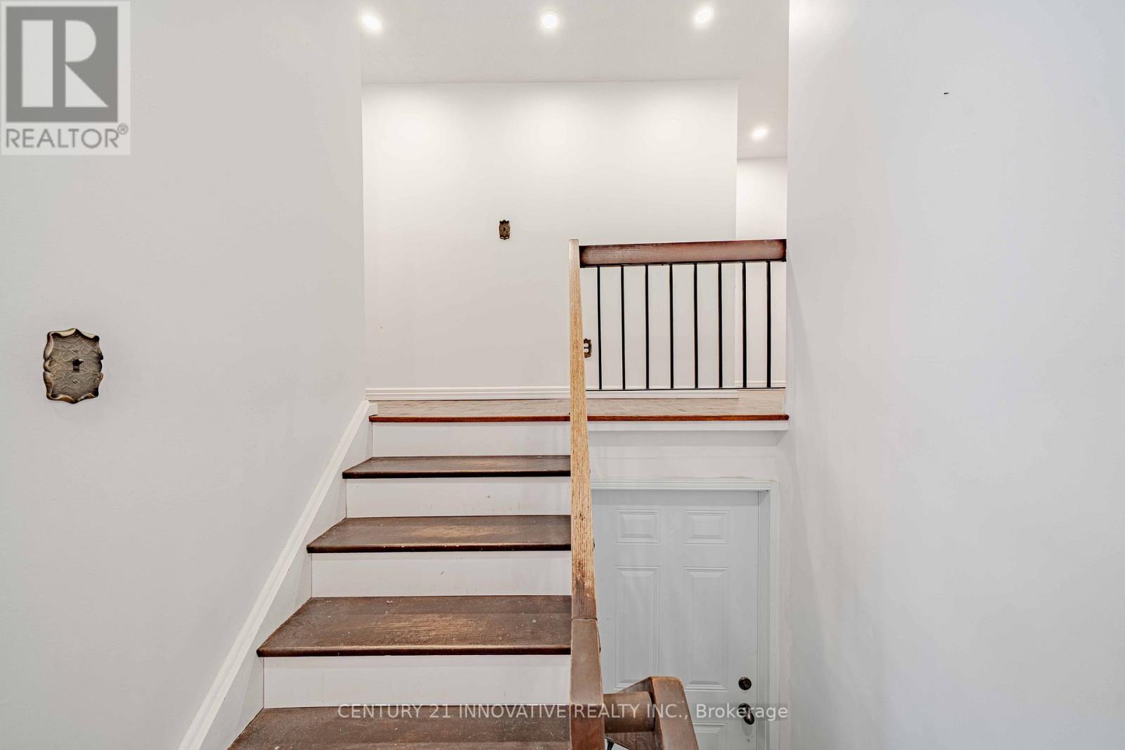 1135 Lobelia Court, Oshawa, ON - Indoor Photo Showing Other Room