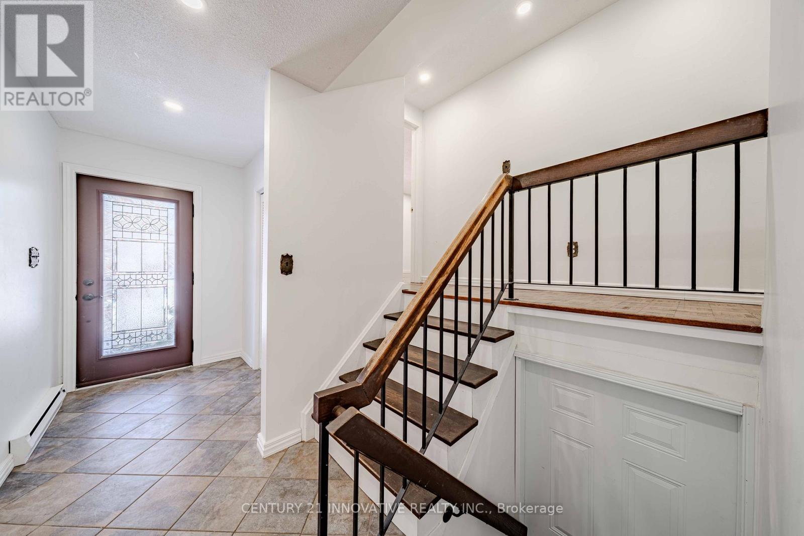 1135 Lobelia Court, Oshawa, ON - Indoor Photo Showing Other Room