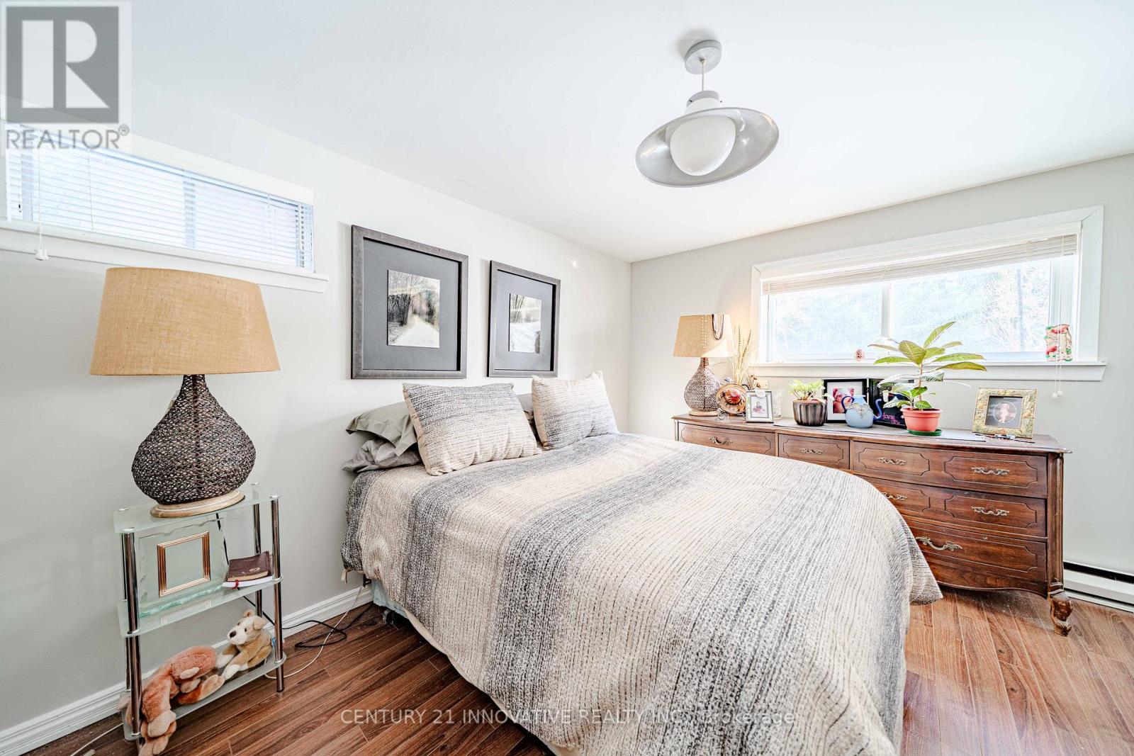 1135 Lobelia Court, Oshawa, ON - Indoor Photo Showing Bedroom
