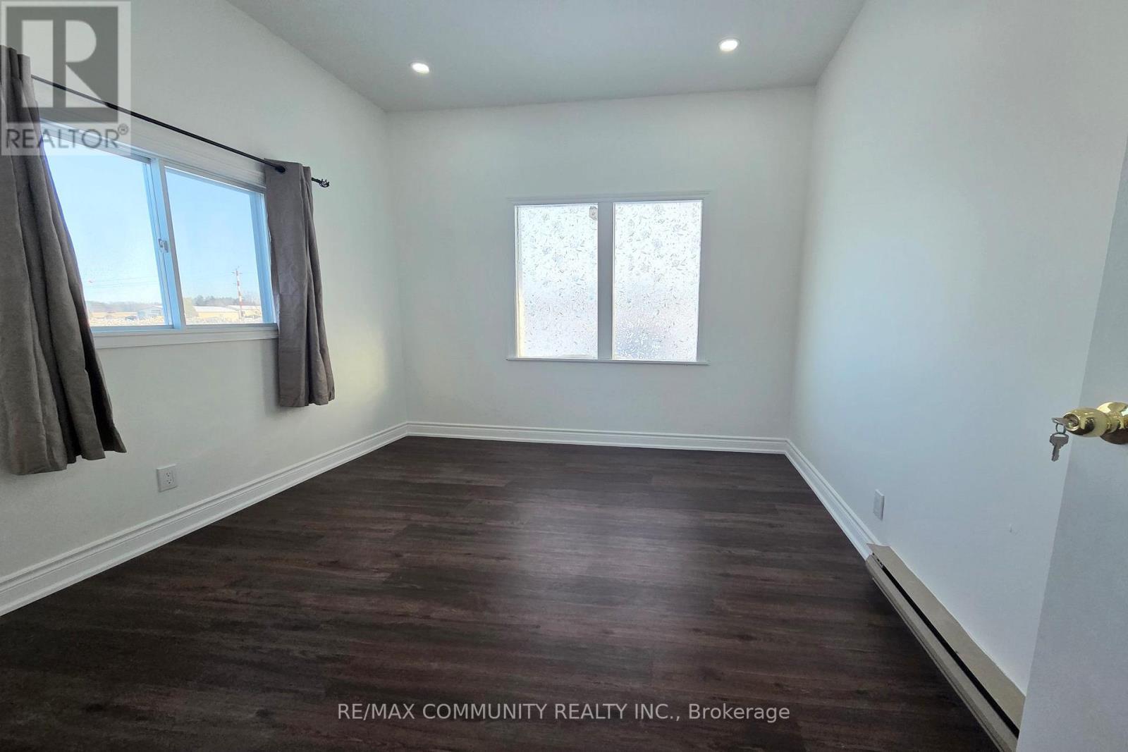 11490 Simcoe Street, Scugog, ON - Indoor Photo Showing Other Room