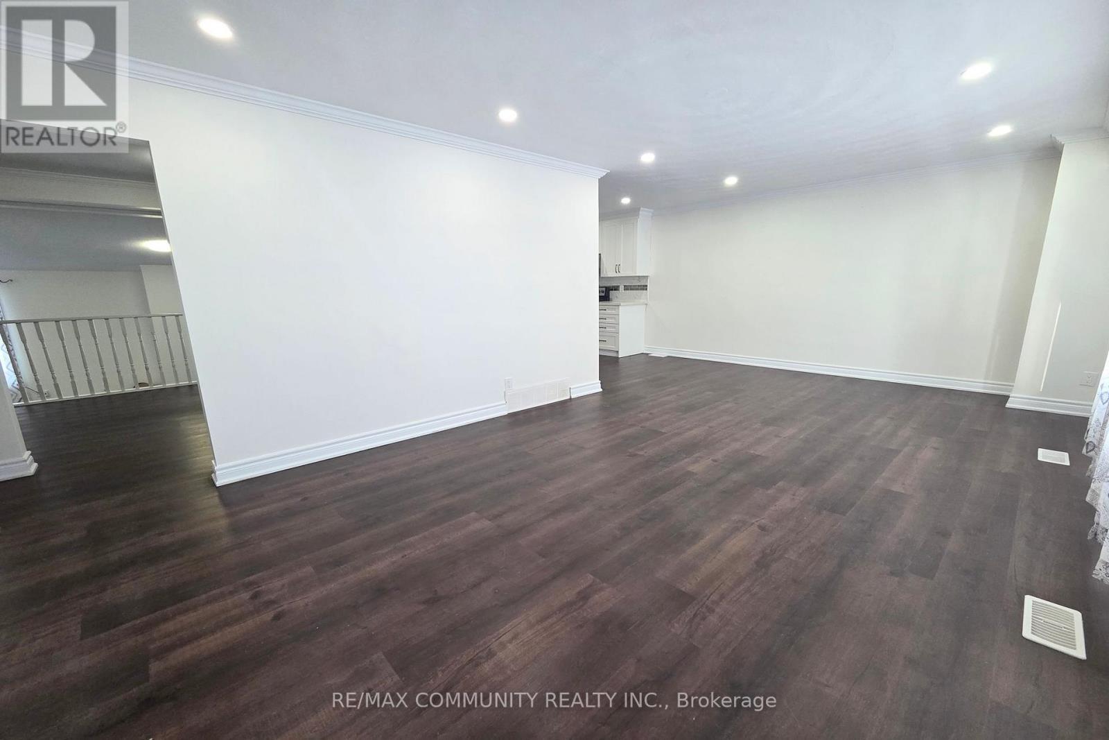 11490 Simcoe Street, Scugog, ON - Indoor Photo Showing Other Room