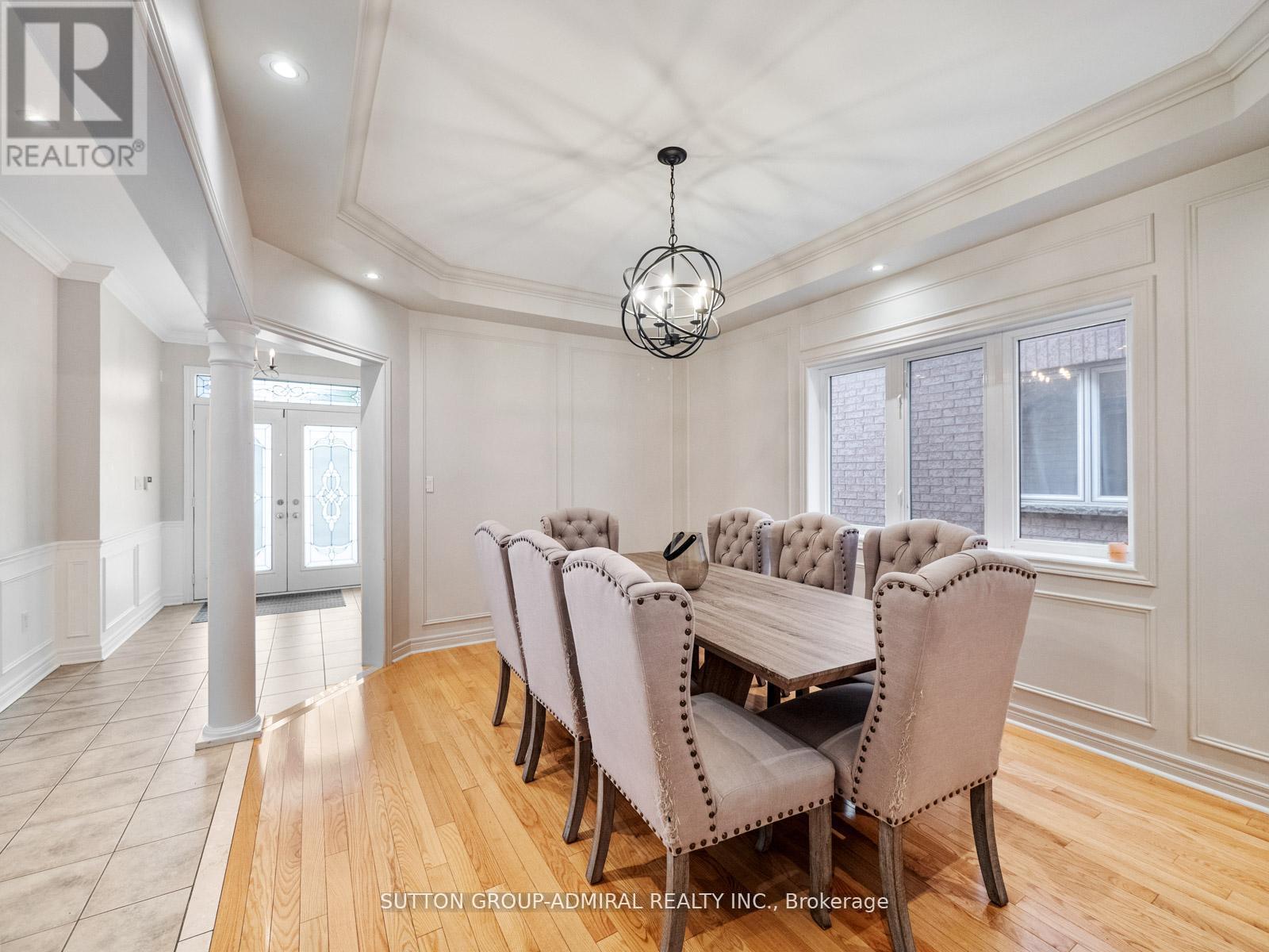 192 Chayna Crescent, Vaughan, ON - Indoor Photo Showing Dining Room