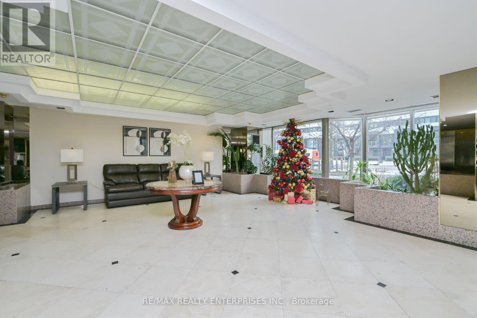 2308 - 400 Webb Drive, Mississauga, ON - Indoor Photo Showing Other Room