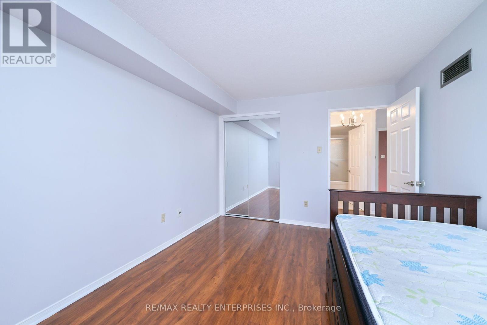 2308 - 400 Webb Drive, Mississauga, ON - Indoor Photo Showing Other Room