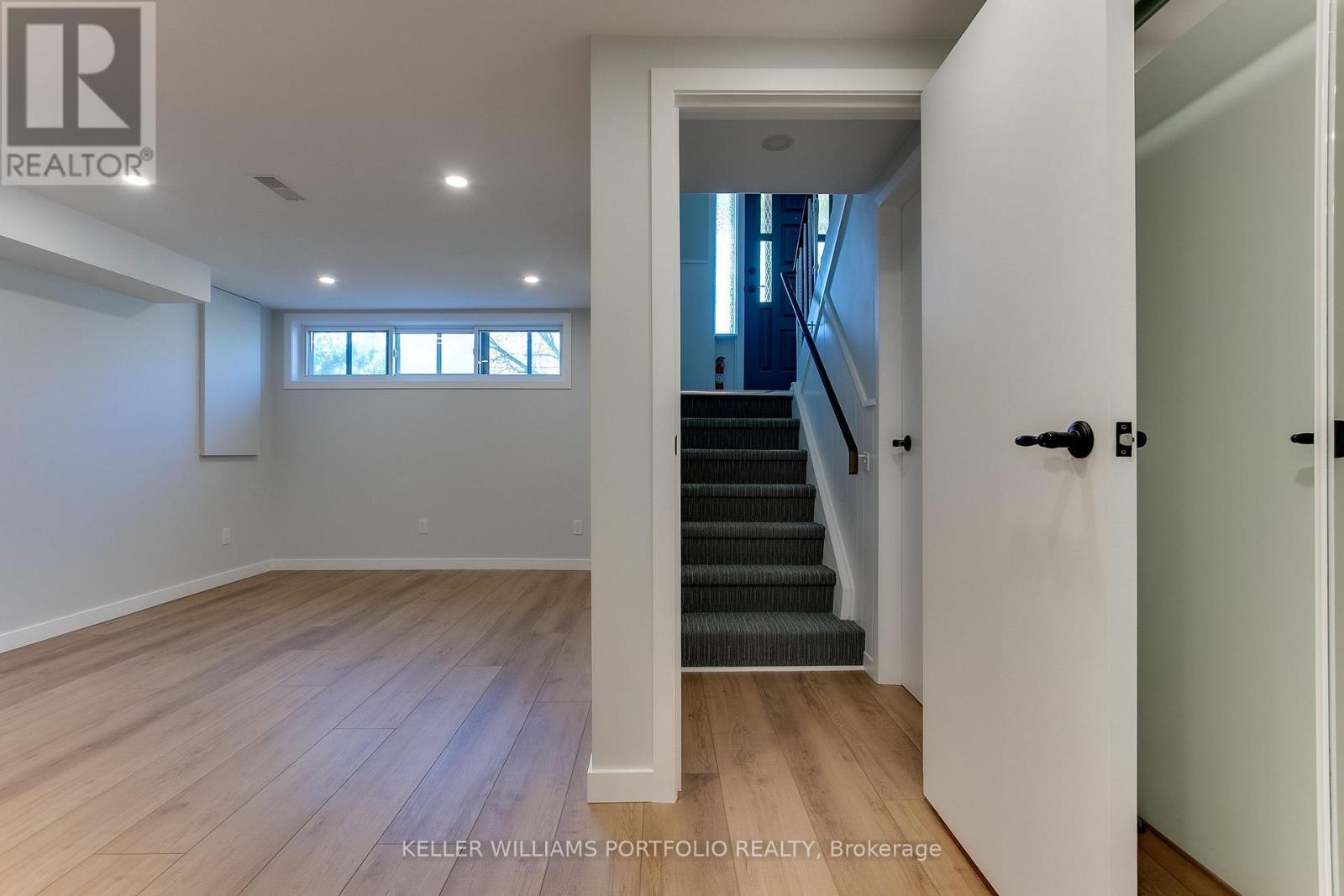 1 - 99 West Lodge Avenue, Toronto, ON - Indoor Photo Showing Other Room