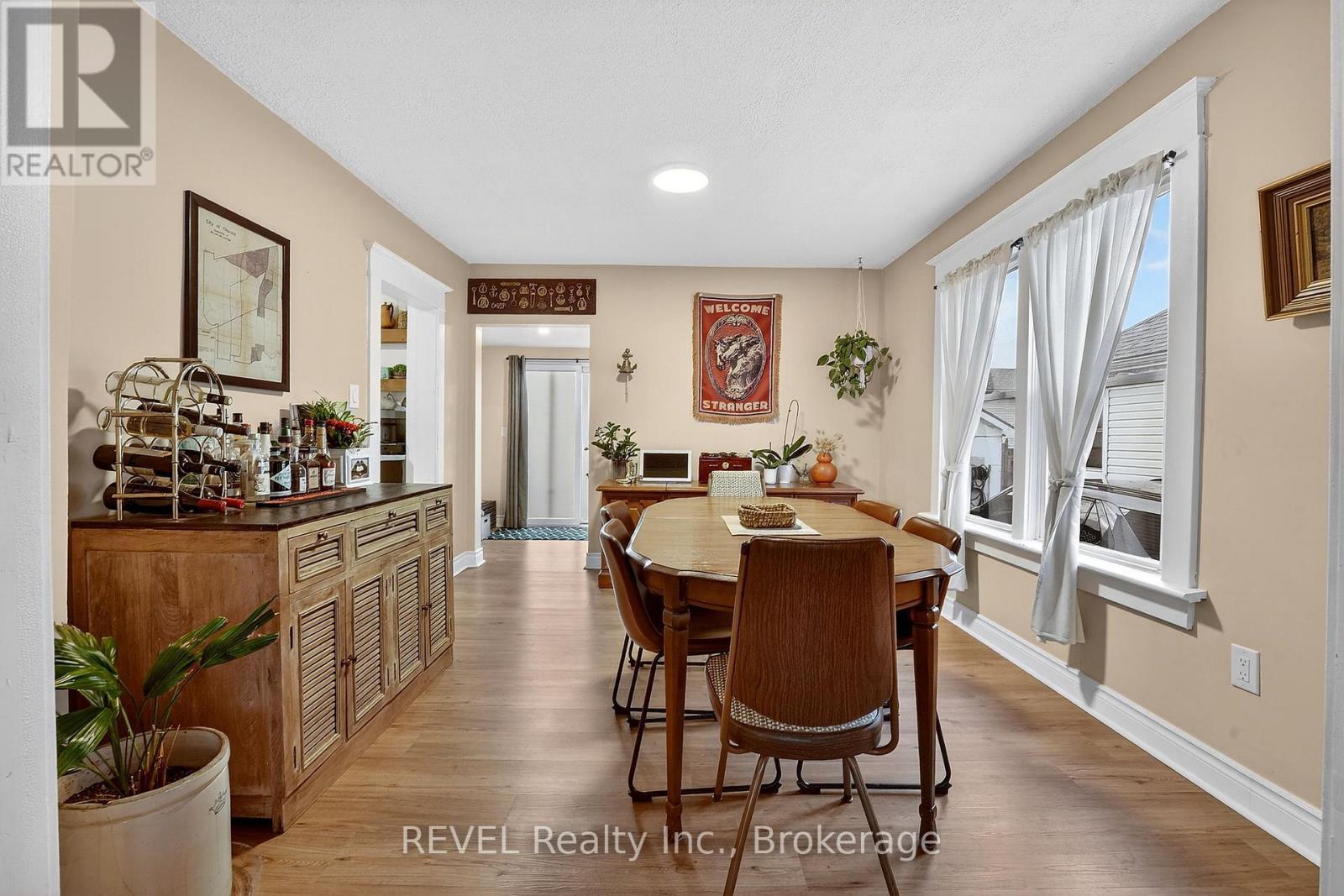 89 Queen Street N, Thorold (Thorold Downtown), ON - Indoor Photo Showing Dining Room