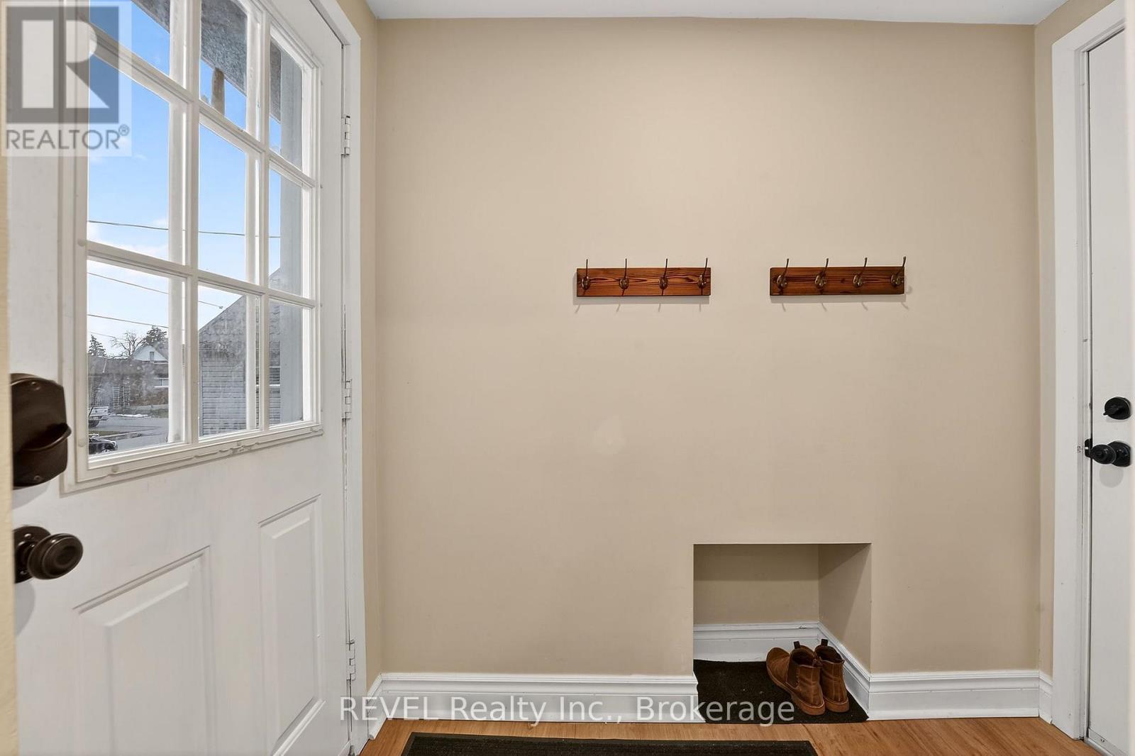 89 Queen Street N, Thorold (Thorold Downtown), ON - Indoor Photo Showing Other Room