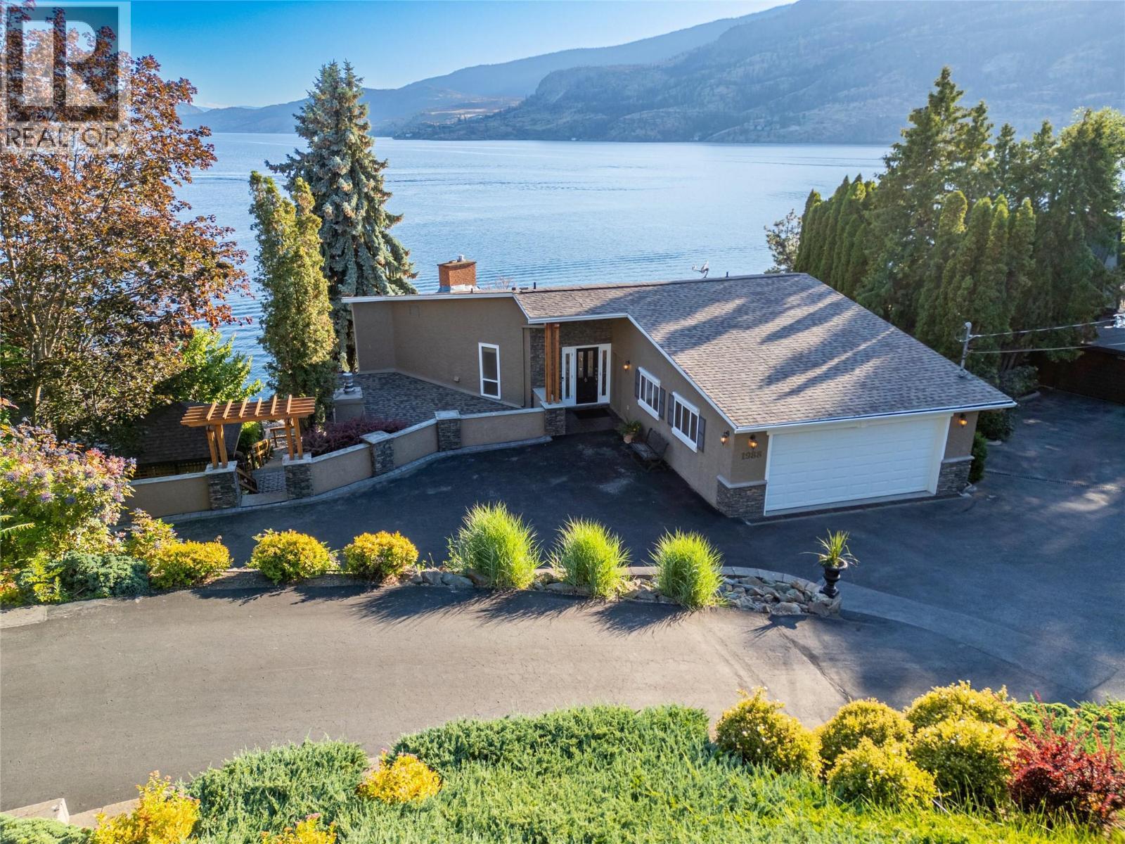 1988 Dewdney Road, Kelowna, BC - Outdoor With Body Of Water