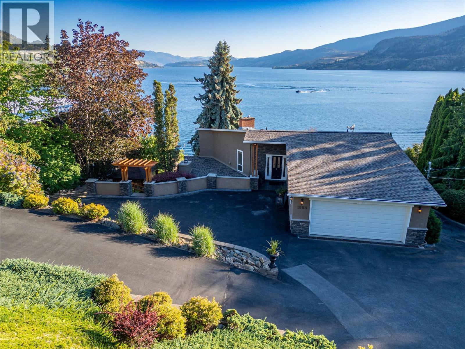 1988 Dewdney Road, Kelowna, BC - Outdoor With Body Of Water With View