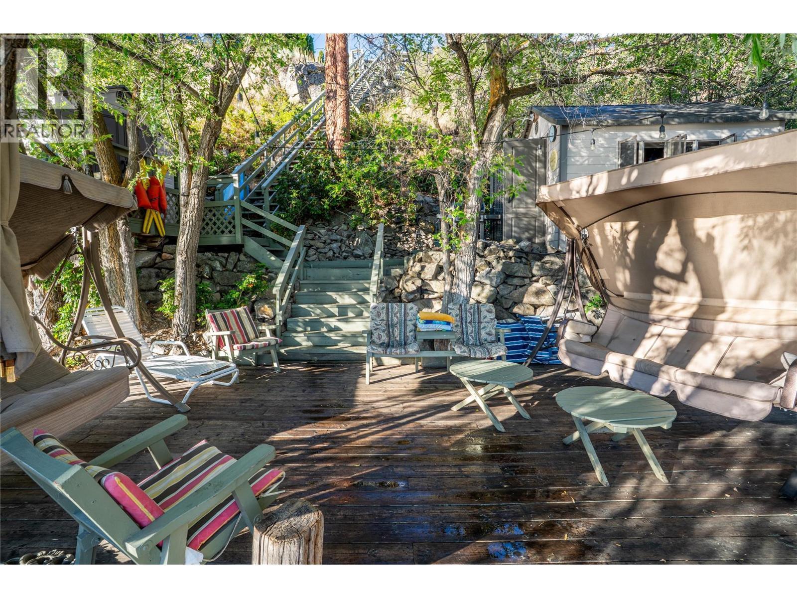 1988 Dewdney Road, Kelowna, BC - Outdoor