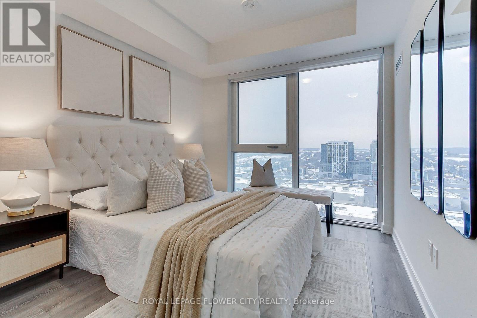 1502 - 105 Oneida Crescent, Richmond Hill, ON - Indoor Photo Showing Bedroom