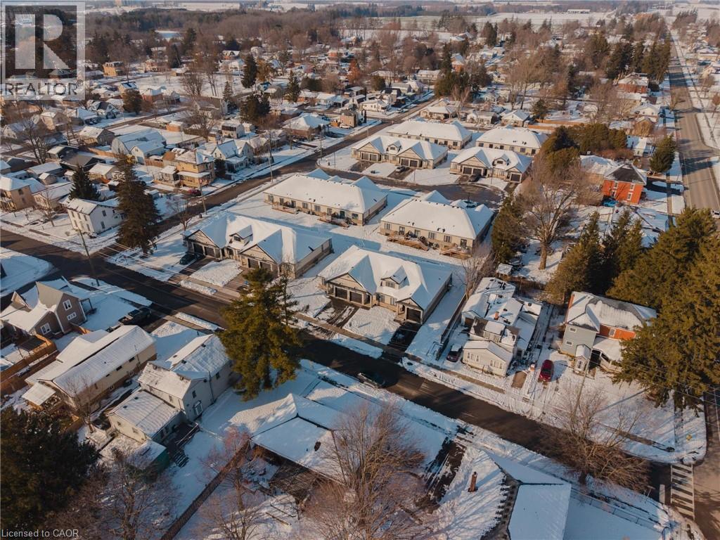 Aerial view of property's location featuring nearby suburban area - 4 Elgin Street W, Norwich, ON - Outdoor With View