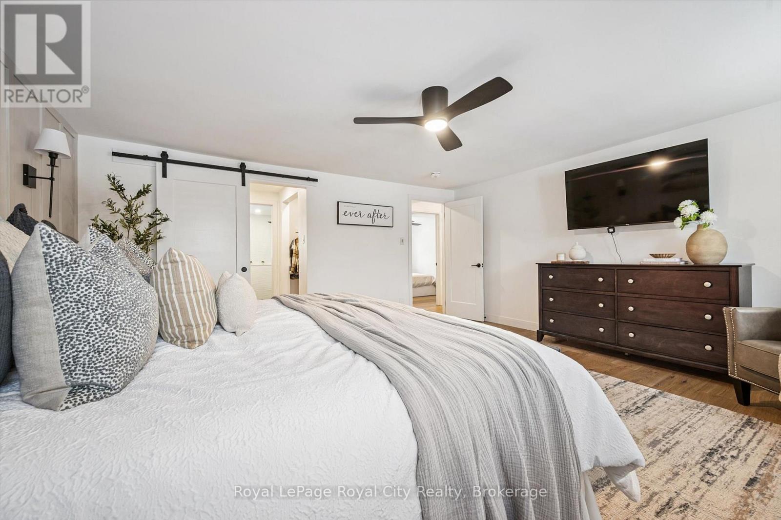4 Gryphon Place, Guelph (Kortright West), ON - Indoor Photo Showing Bedroom