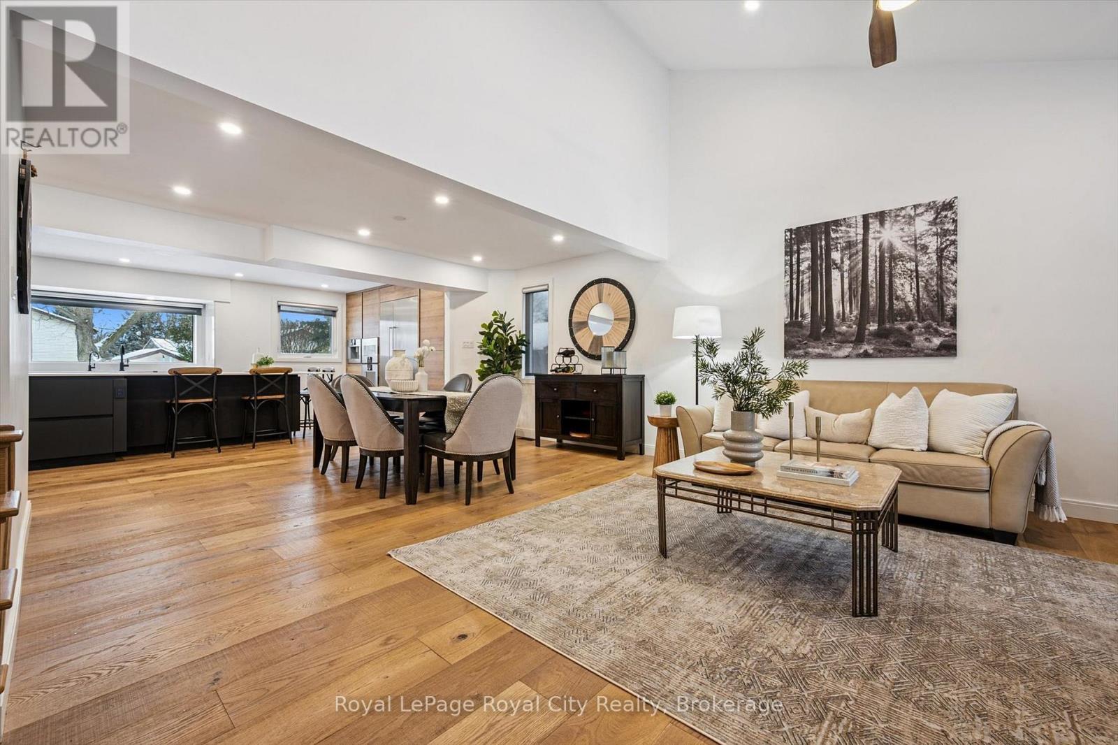Open Main Floor - 4 Gryphon Place, Guelph (Kortright West), ON - Indoor Photo Showing Living Room