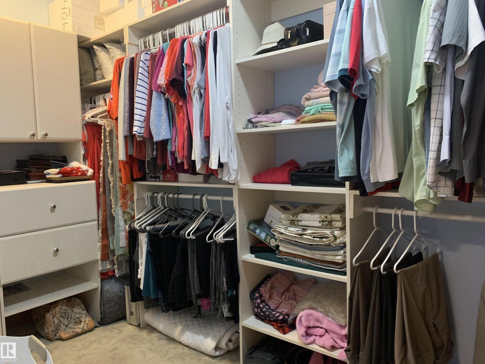 57 Longview Dr, Spruce Grove, AB - Indoor With Storage