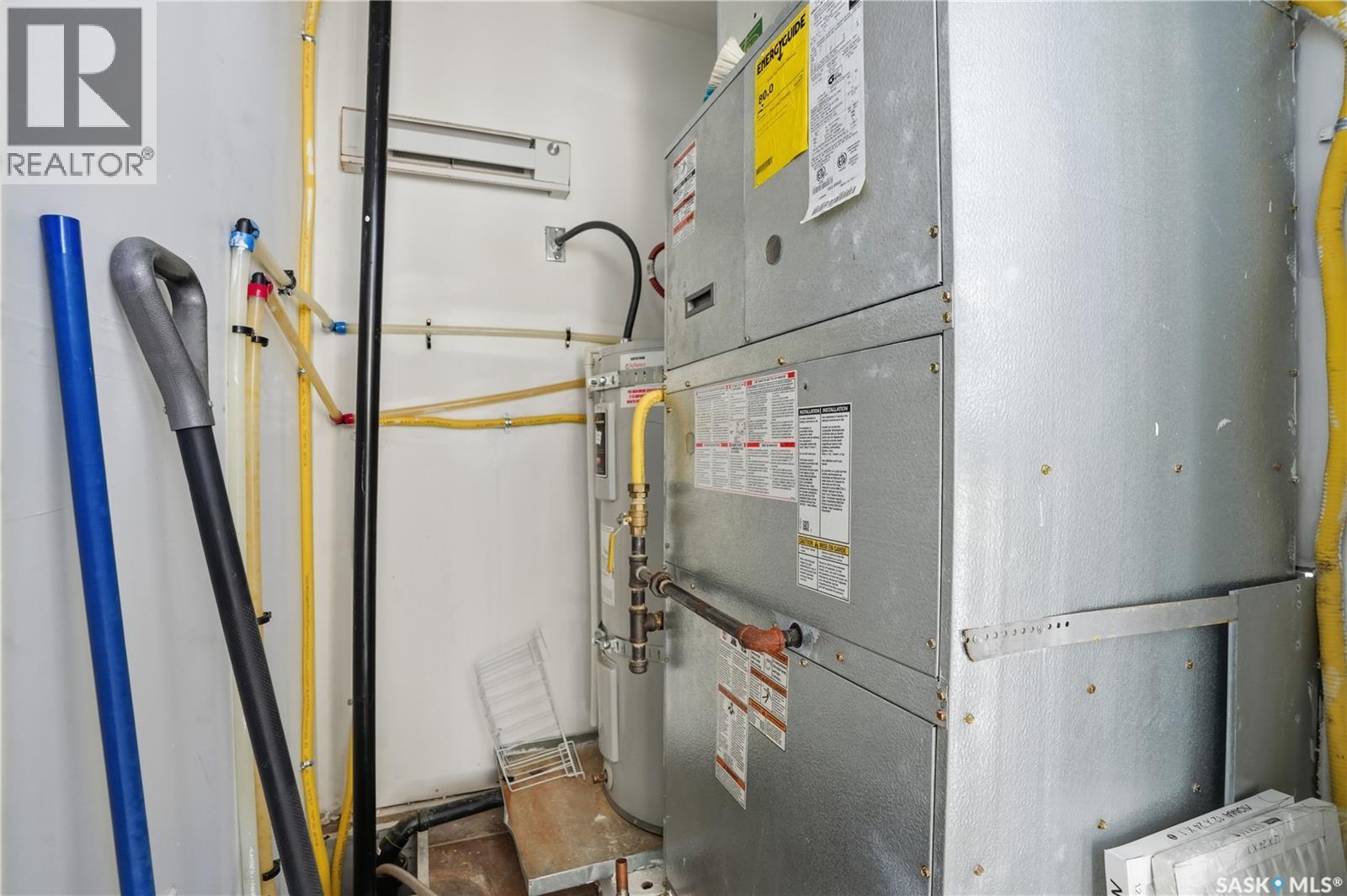 305 2255 Angus Street, Regina, SK - Indoor