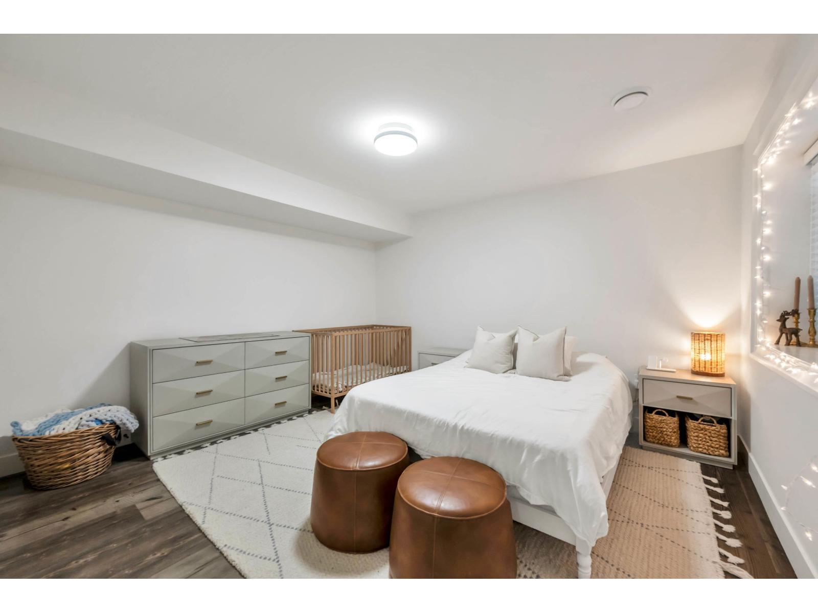 21842 44 Avenue, Langley, BC - Indoor Photo Showing Bedroom