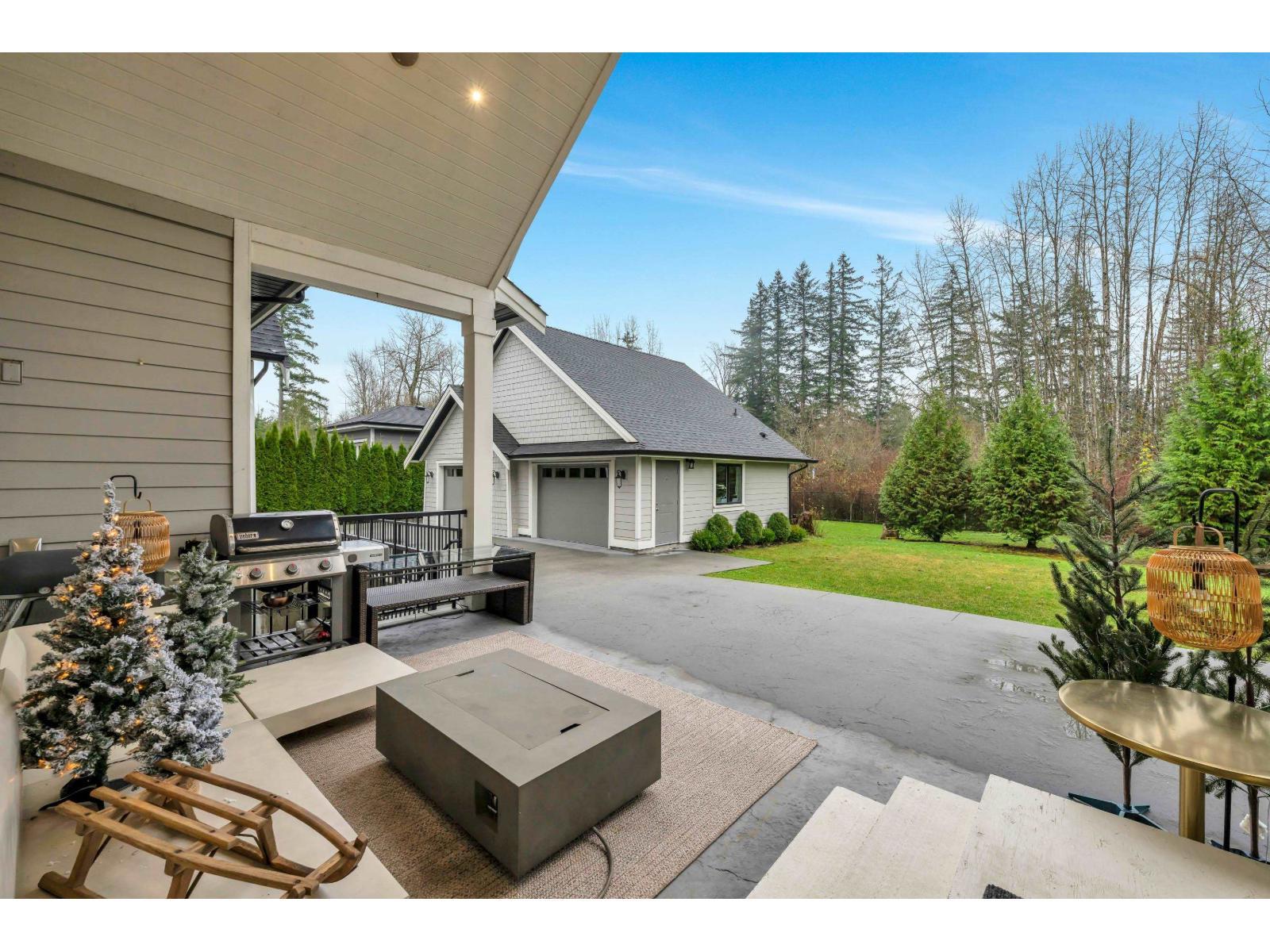 21842 44 Avenue, Langley, BC - Outdoor