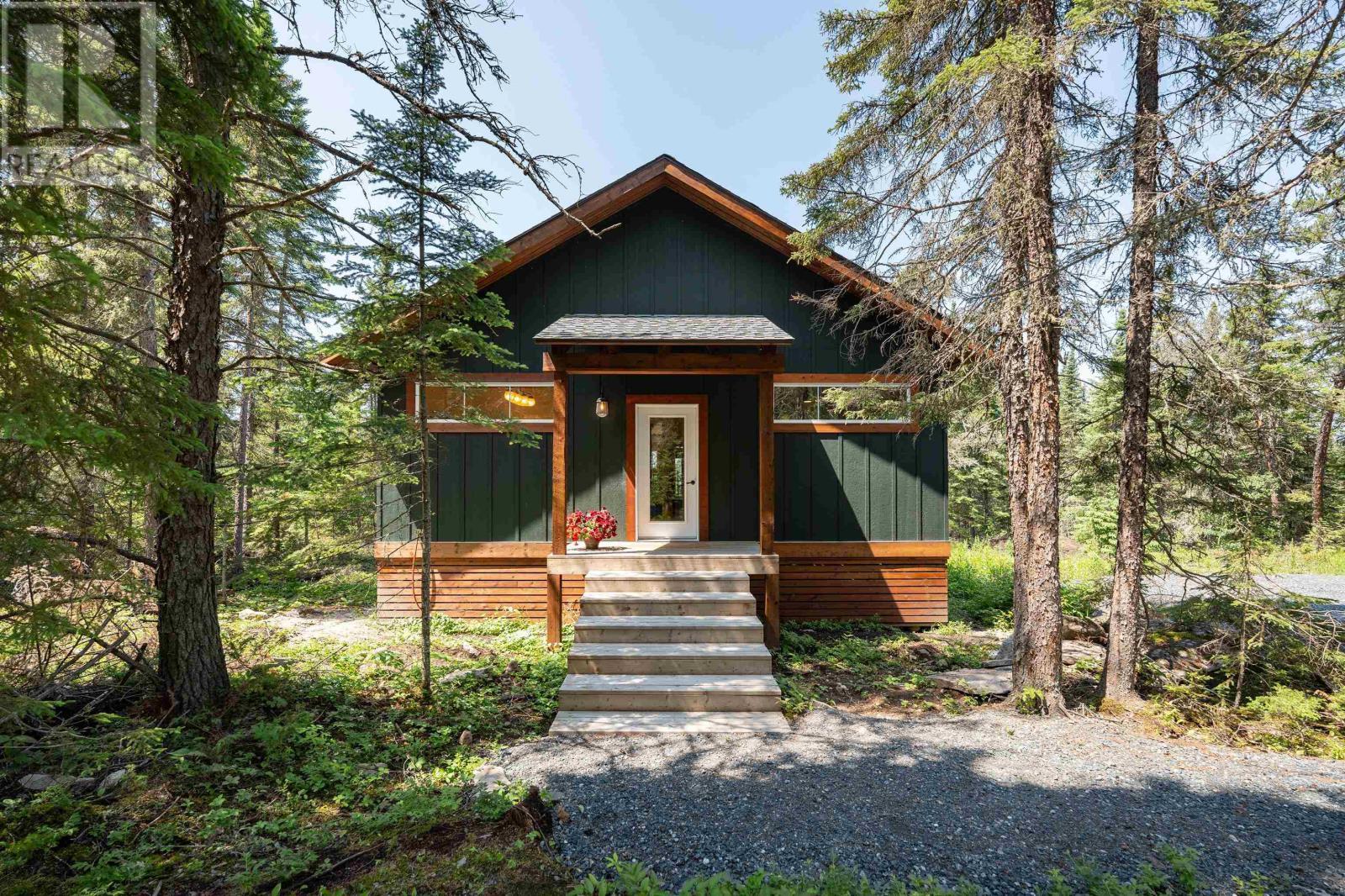1 Gunn Lake Rd, Minaki, ON - Outdoor