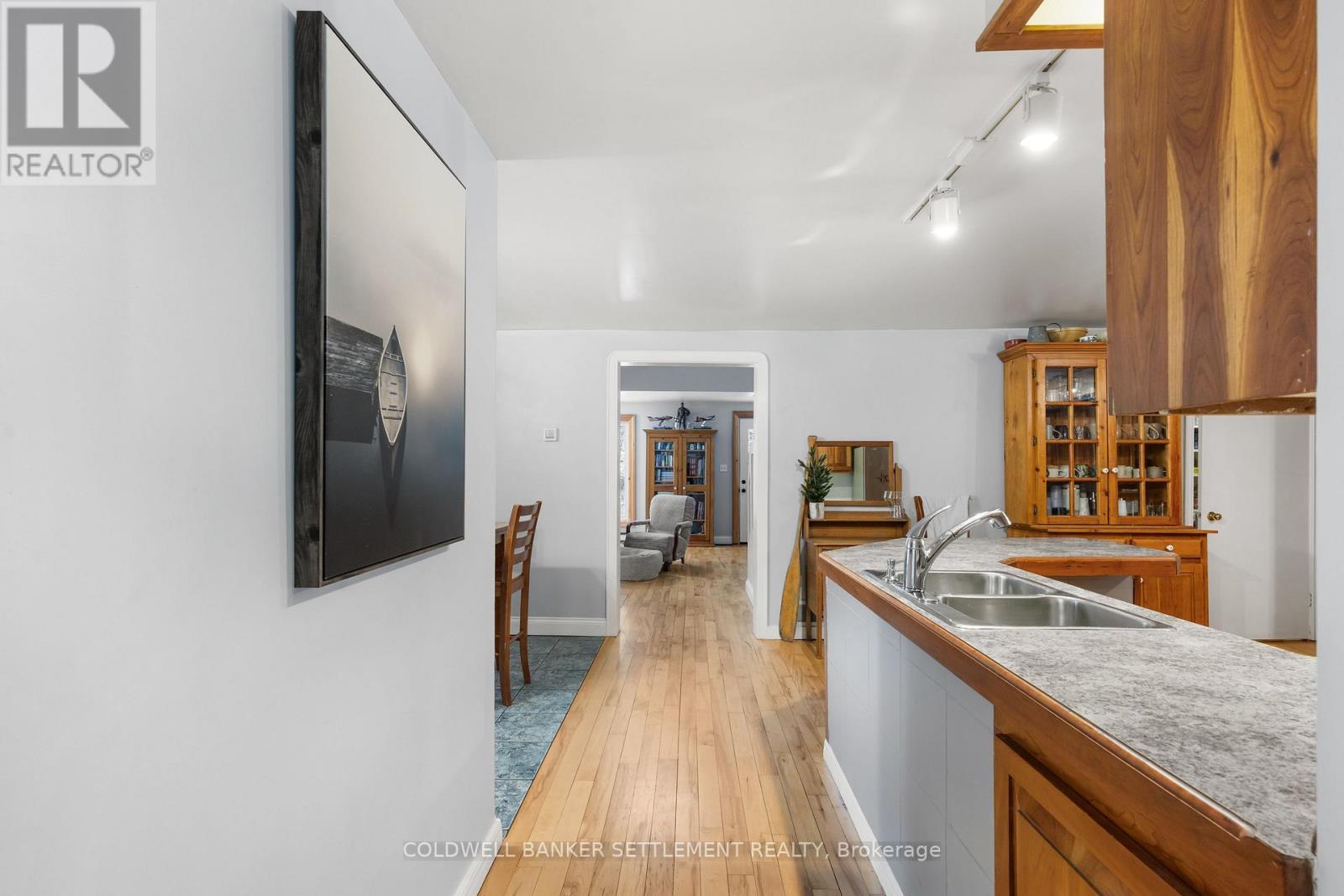 225 Mile Point Road, Drummond/North Elmsley, ON - Indoor Photo Showing Kitchen With Double Sink
