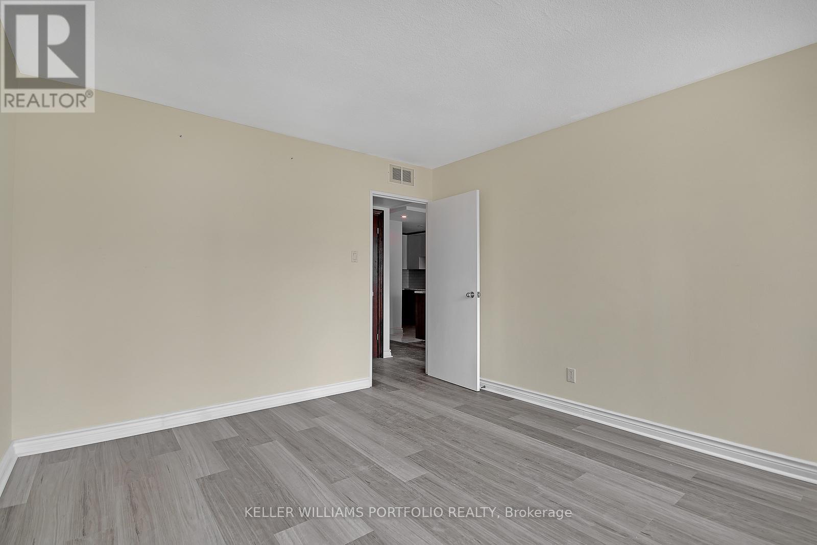 1704 - 914 Yonge Street, Toronto, ON - Indoor Photo Showing Other Room