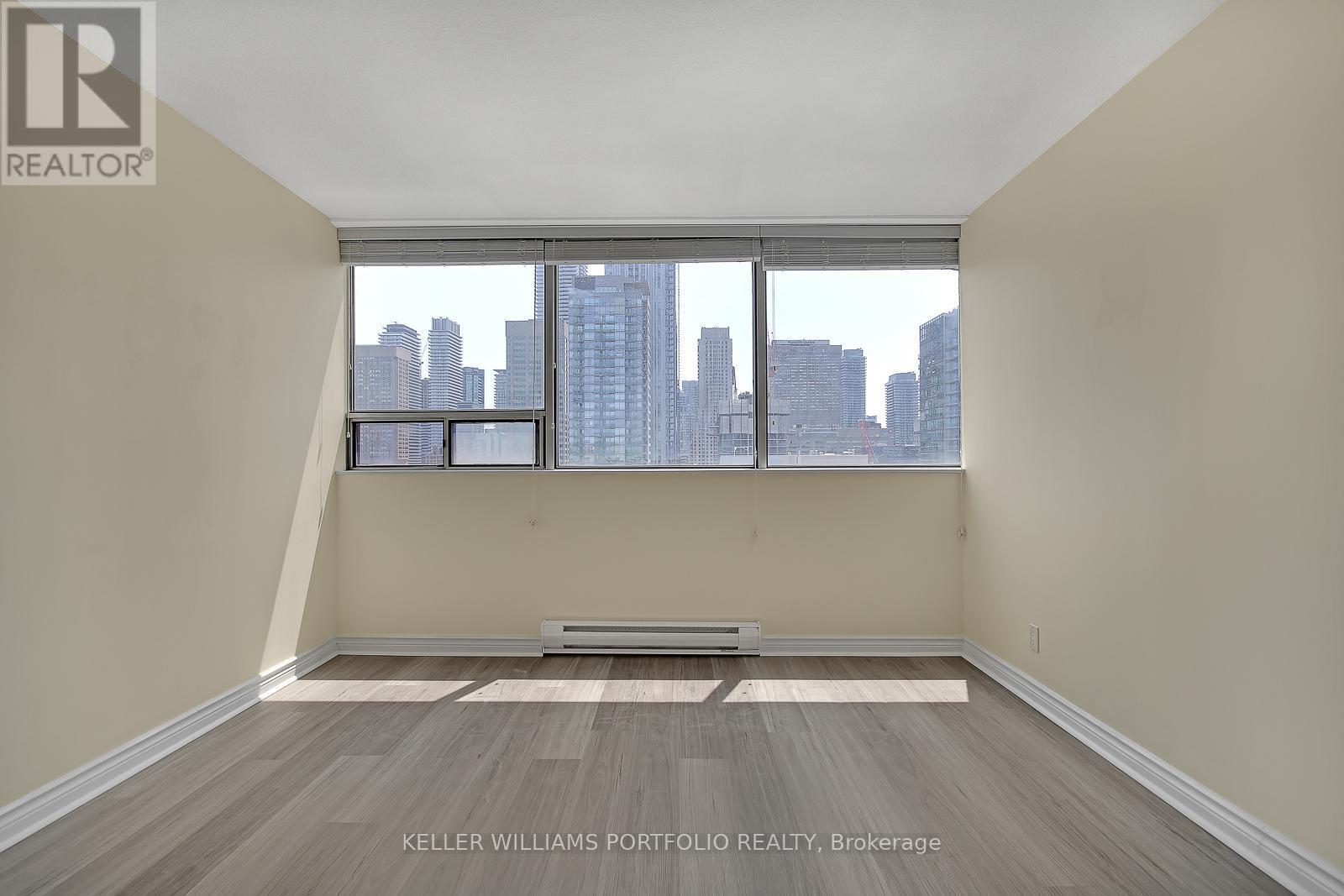 1704 - 914 Yonge Street, Toronto, ON - Indoor Photo Showing Other Room