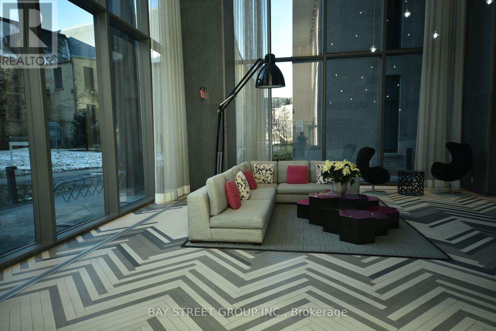 2607 - 1080 Bay St. Avenue W, Toronto, ON -