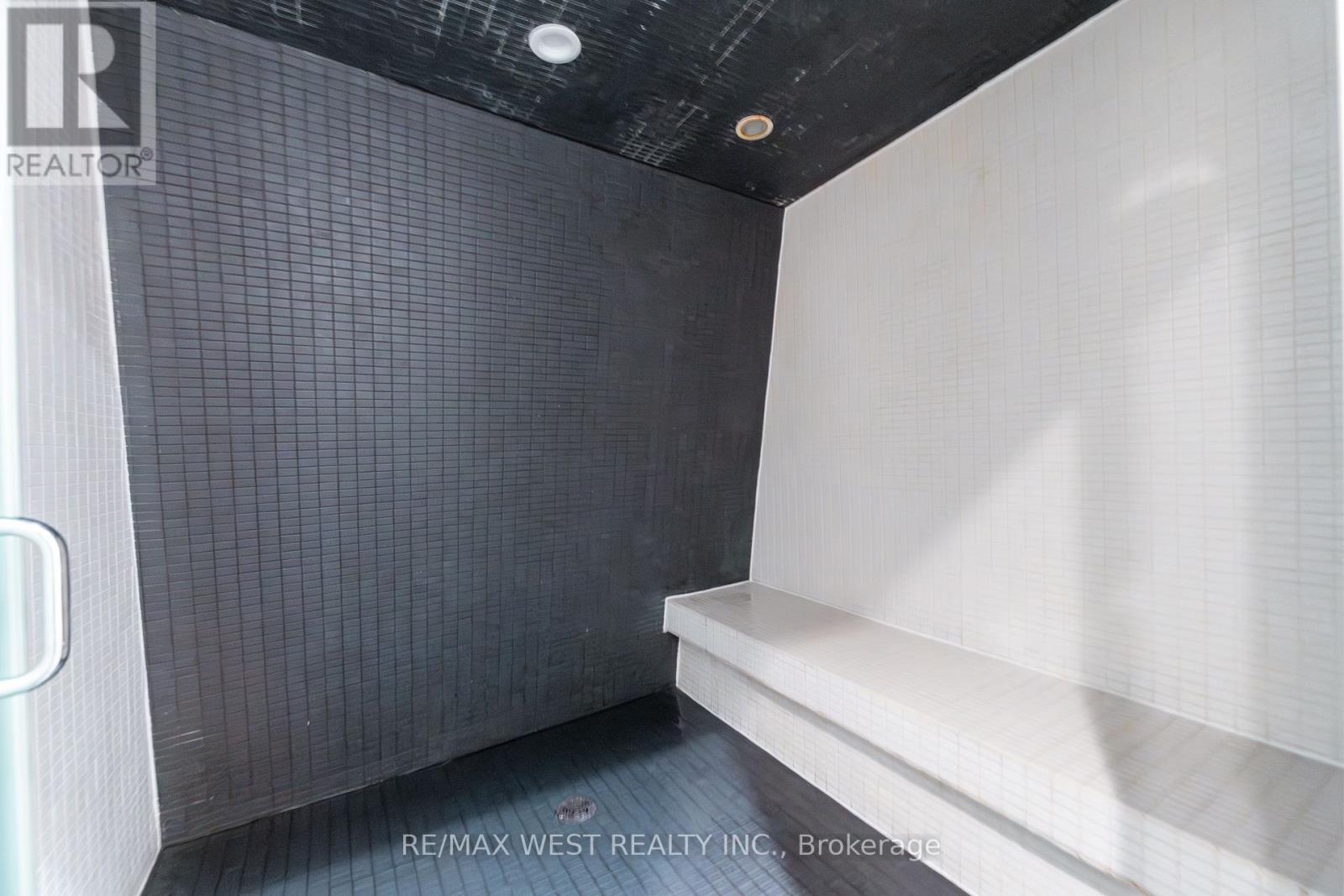 2605 - 170 Fort York Boulevard, Toronto, ON - Indoor