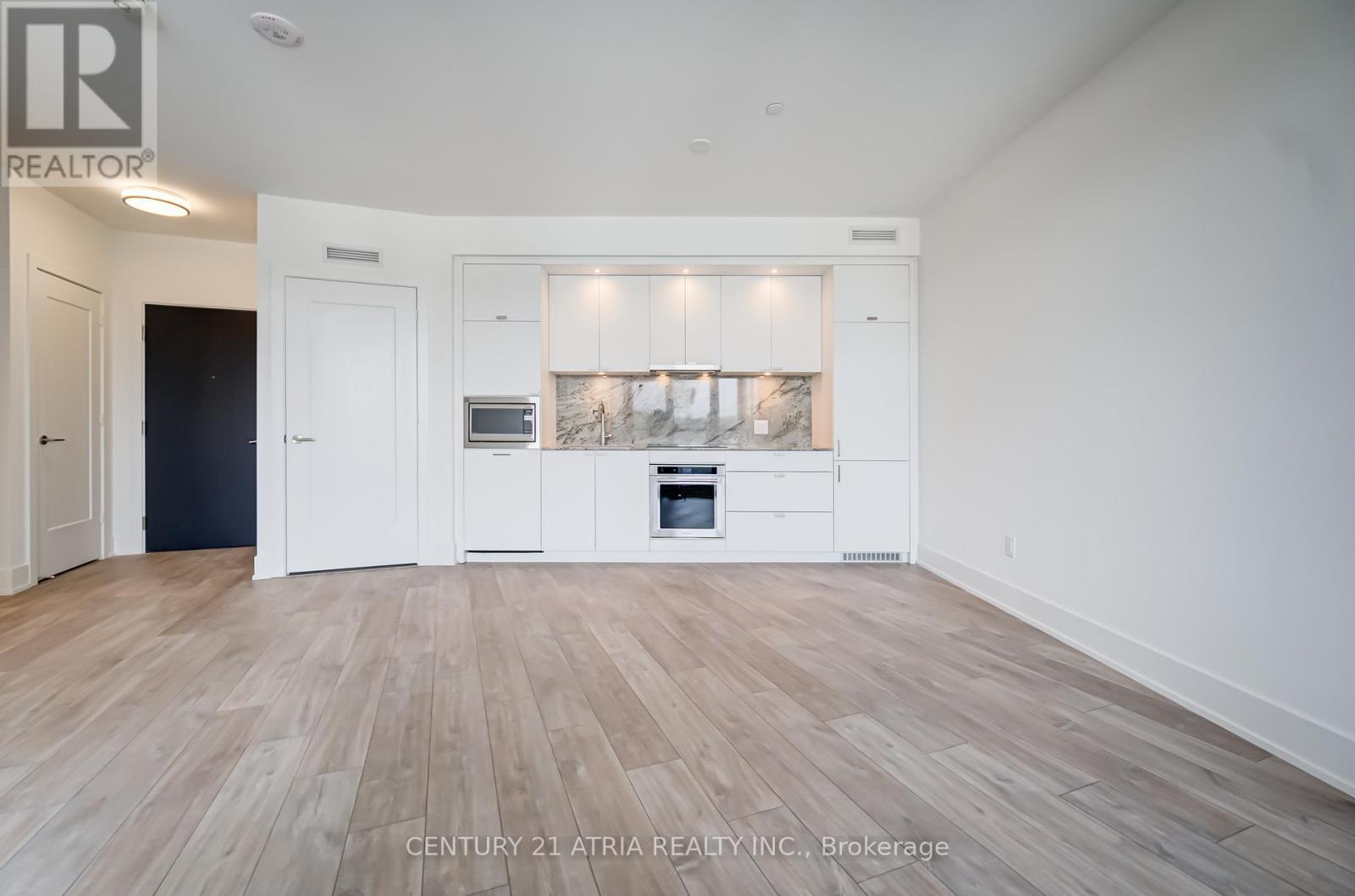 718 - 259 The Kingsway, Toronto, ON - Indoor