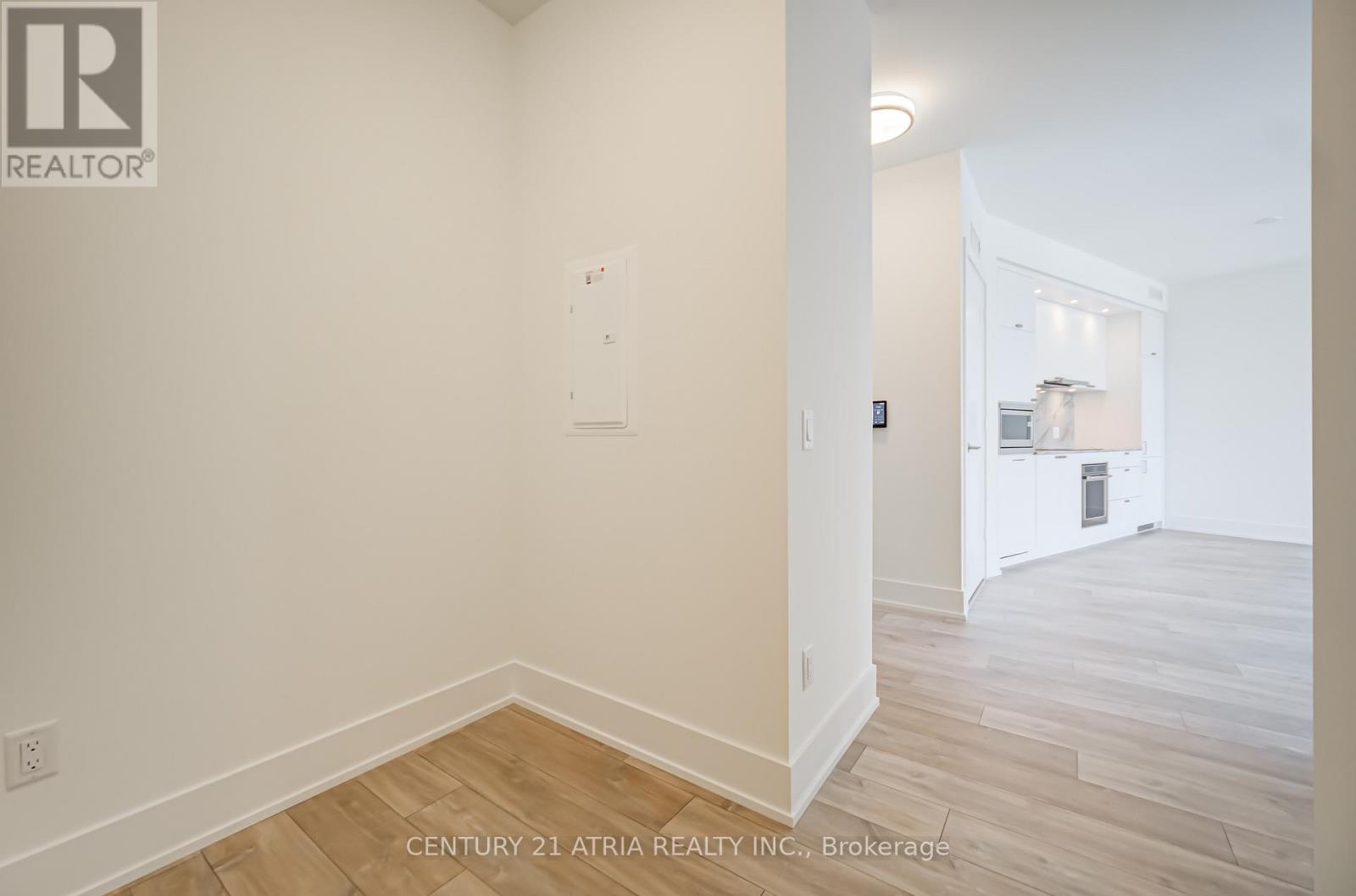 718 - 259 The Kingsway, Toronto, ON - Indoor Photo Showing Other Room