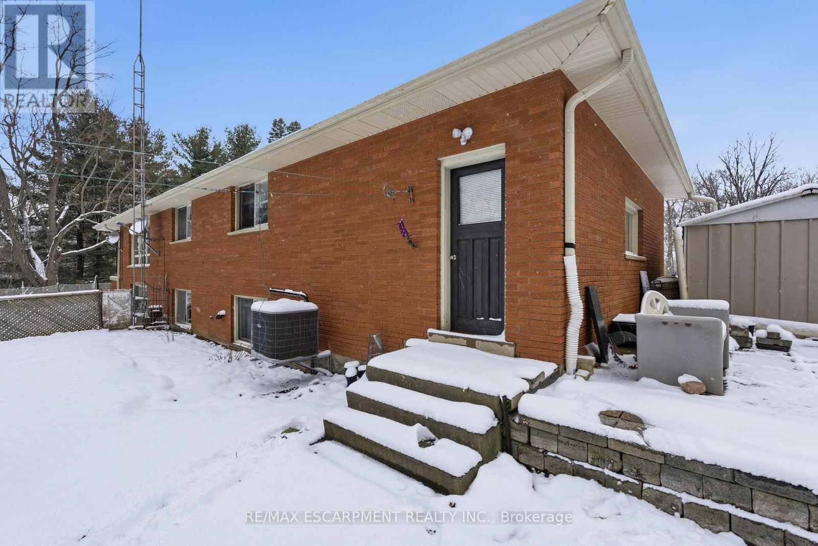 6780 Mcniven Road, Burlington, ON - Outdoor With Exterior