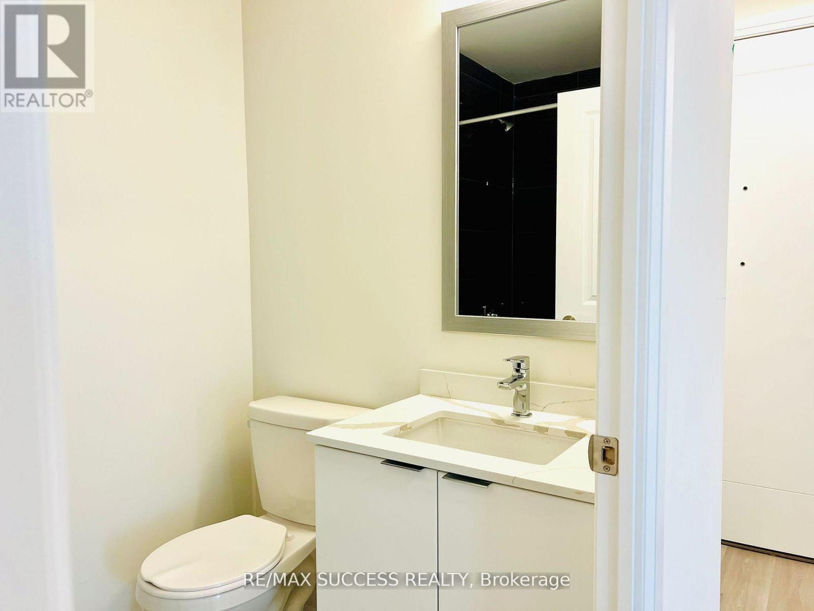 2909 - 15 Watergarden Drive, Mississauga, ON - Indoor Photo Showing Bathroom