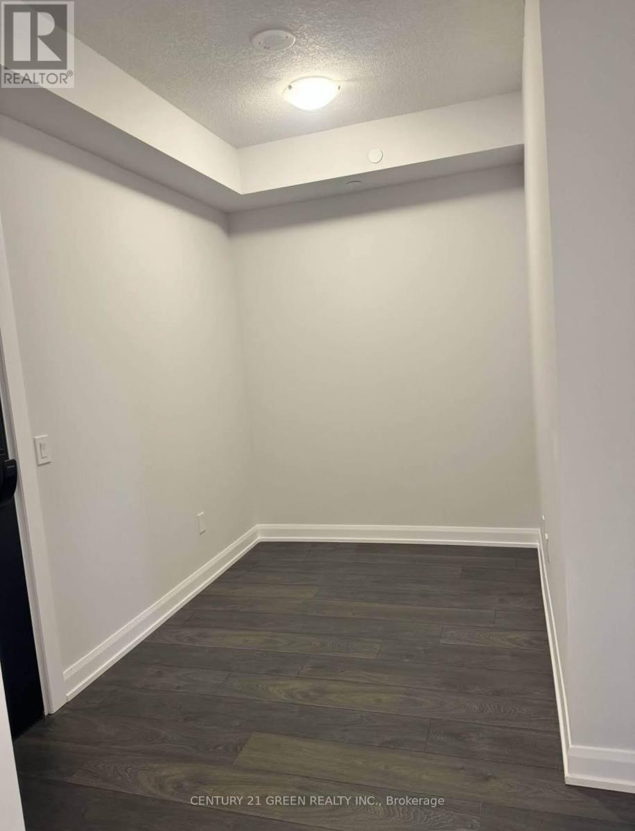 205 - 3220 William Coltson Avenue, Oakville, ON - Indoor Photo Showing Other Room